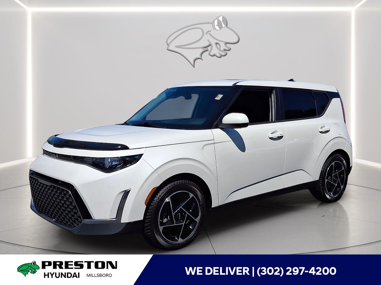 2024 Kia Soul EX in Snow White Pearl — front three-quarter view