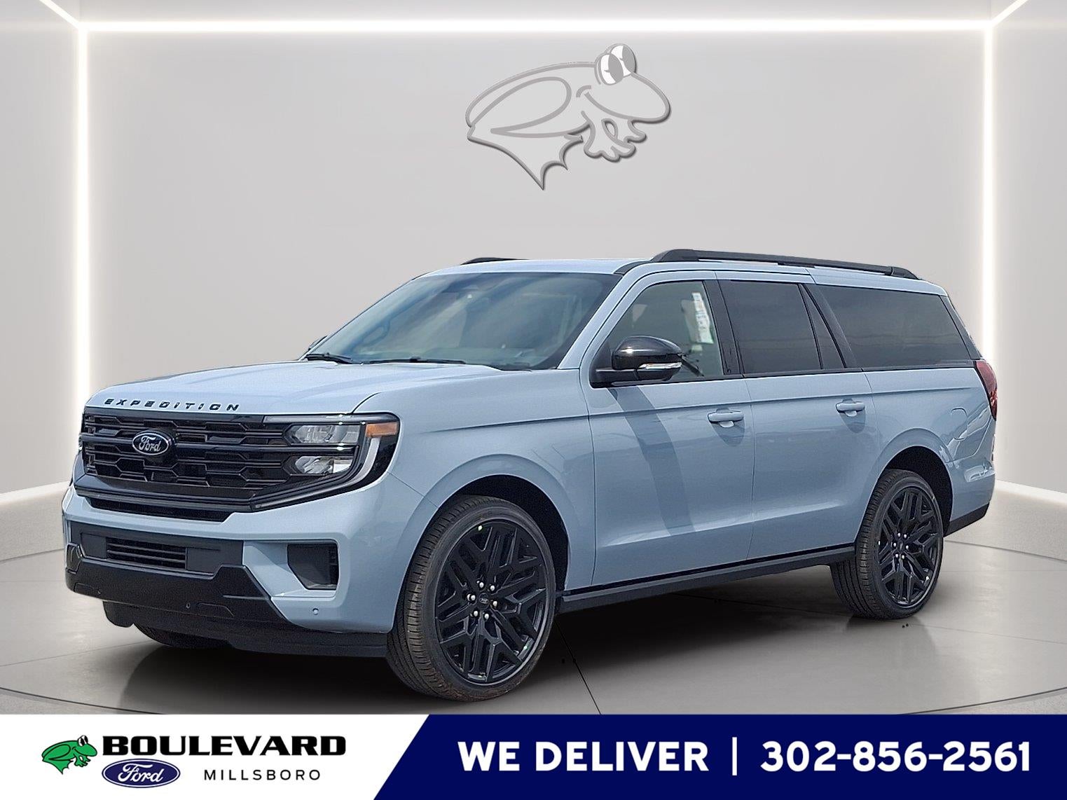 2026 Ford Expedition Max Platinum in Glacier Gray Metallic Tri-Coat — front three-quarter view